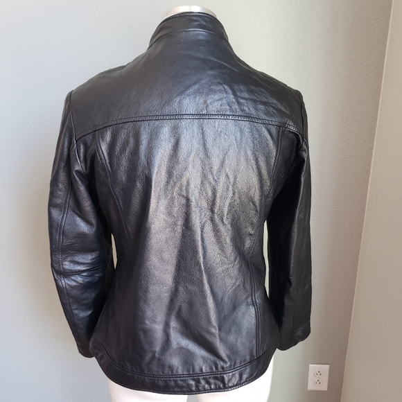 Leather jacket - Picture 3 of 8